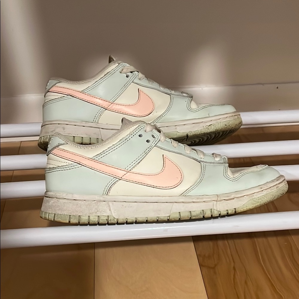 NIKE DUNK LOW PASTEL